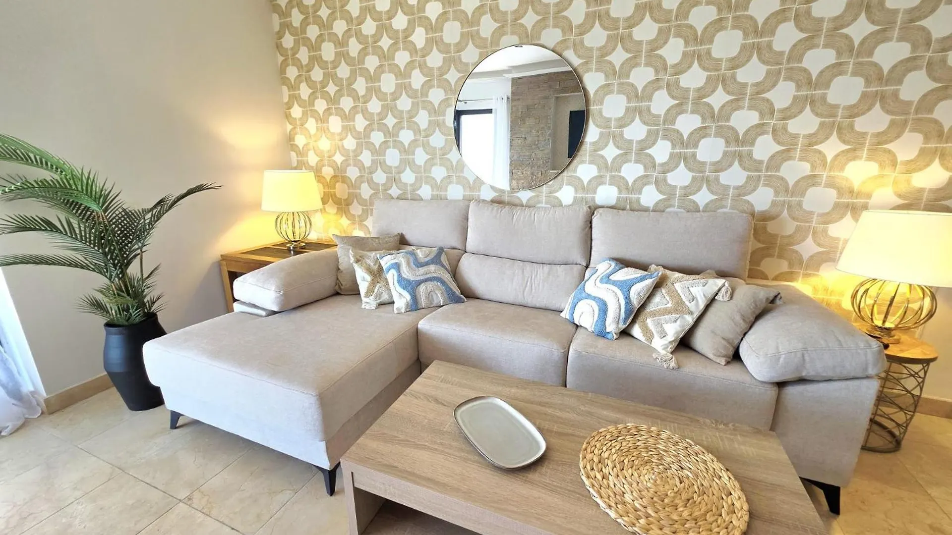 Los Flamingos Villa Padierna Apartment إِستيبونا
