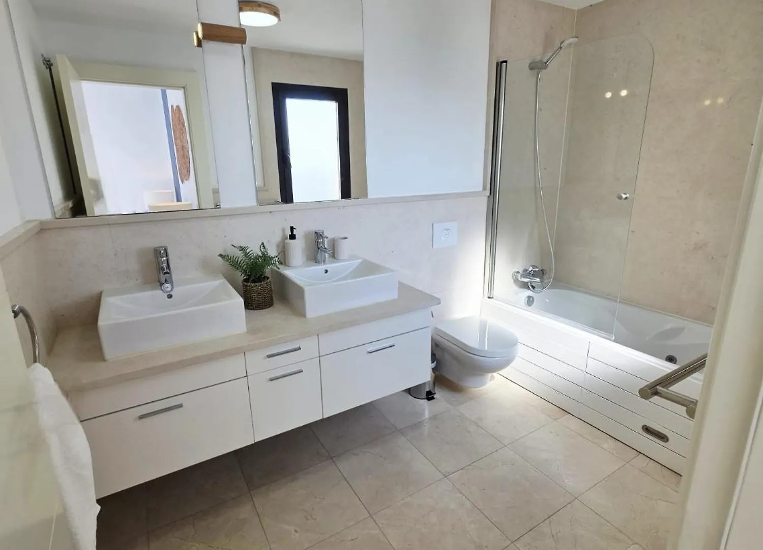 אסטפונה Los Flamingos Villa Padierna Apartment